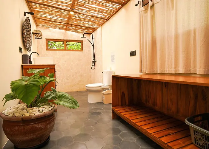 Hotel Rumah Bambu Gladek Tiga Uluwatu (Bali)