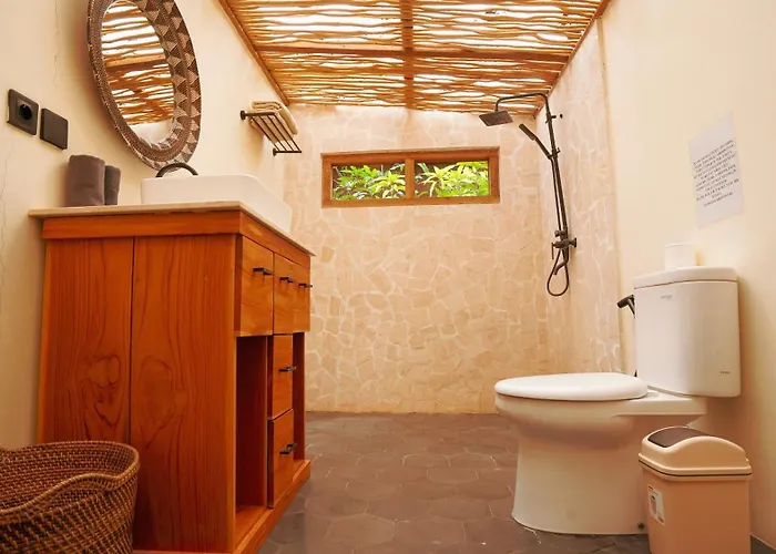 Hotel Rumah Bambu Gladek Tiga Uluwatu (Bali)